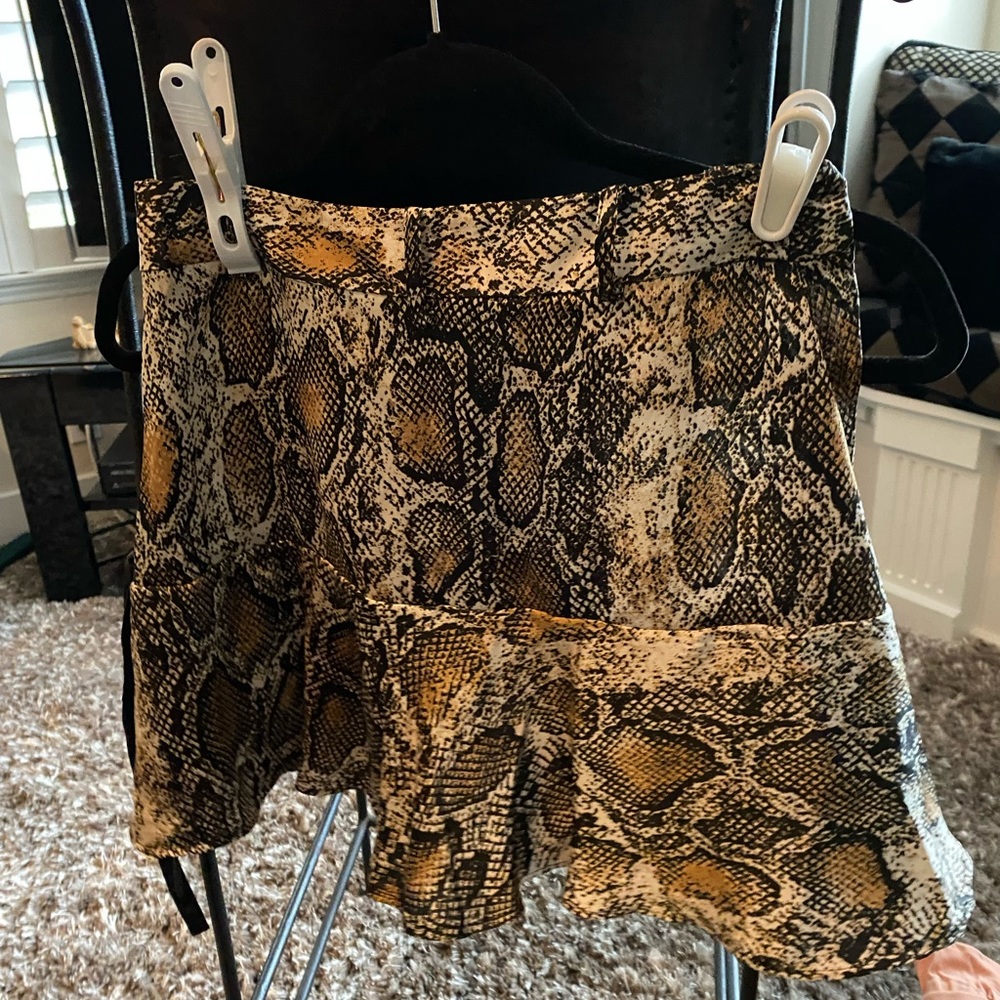 Snakeskin skirt with ruffle bottom